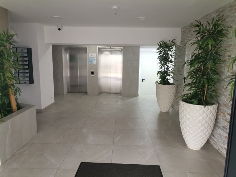 Titan, Hils, Metrou Republica, comision 0%.